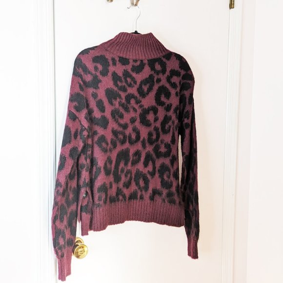 Sweaty Betty Leopard Sweater NWOT - Picture 4 of 11